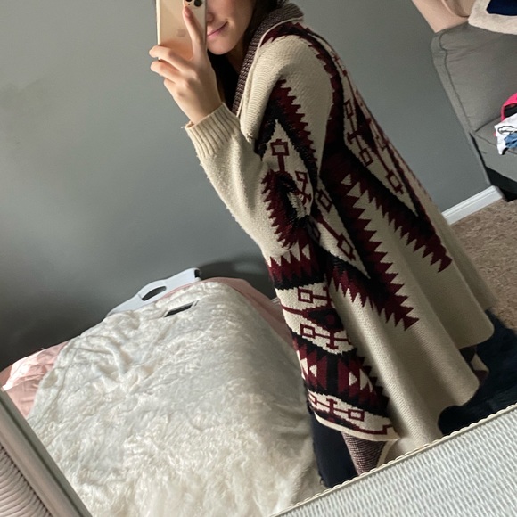 Thick Tribal Print Cardigan - Picture 5 of 7